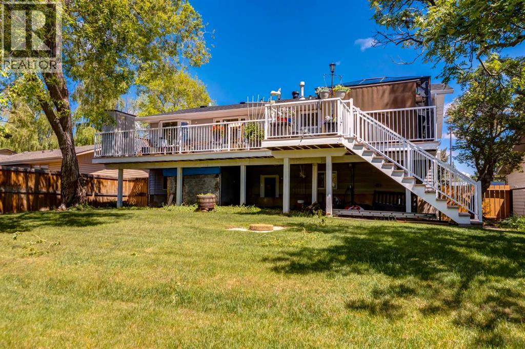 216 Cannington Place SW - 29