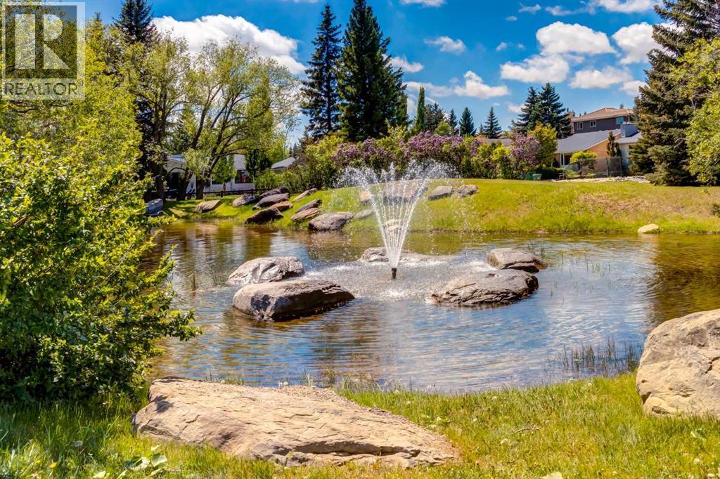 216 Cannington Place SW - 38