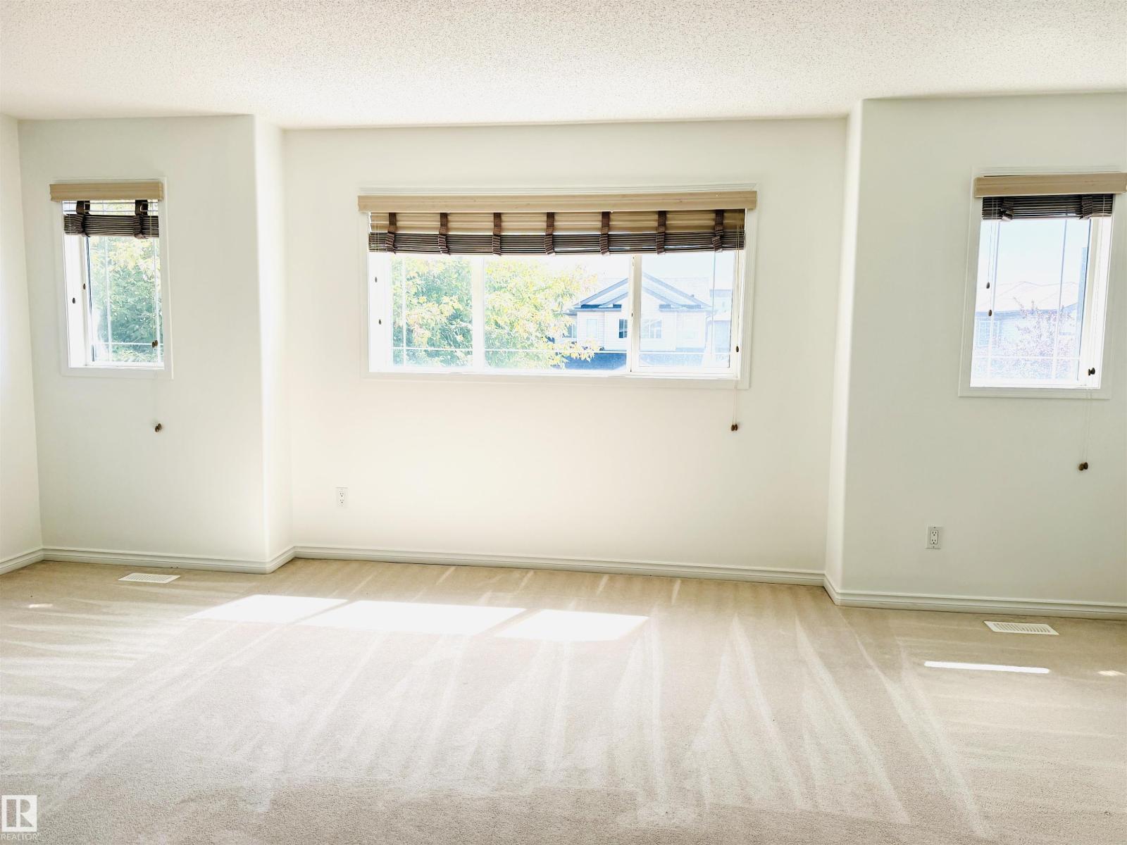 3120 25 AV NW — photo 16