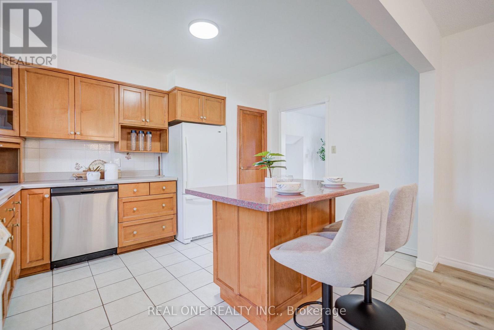 232 CLIFTON DOWNS ROAD - 12