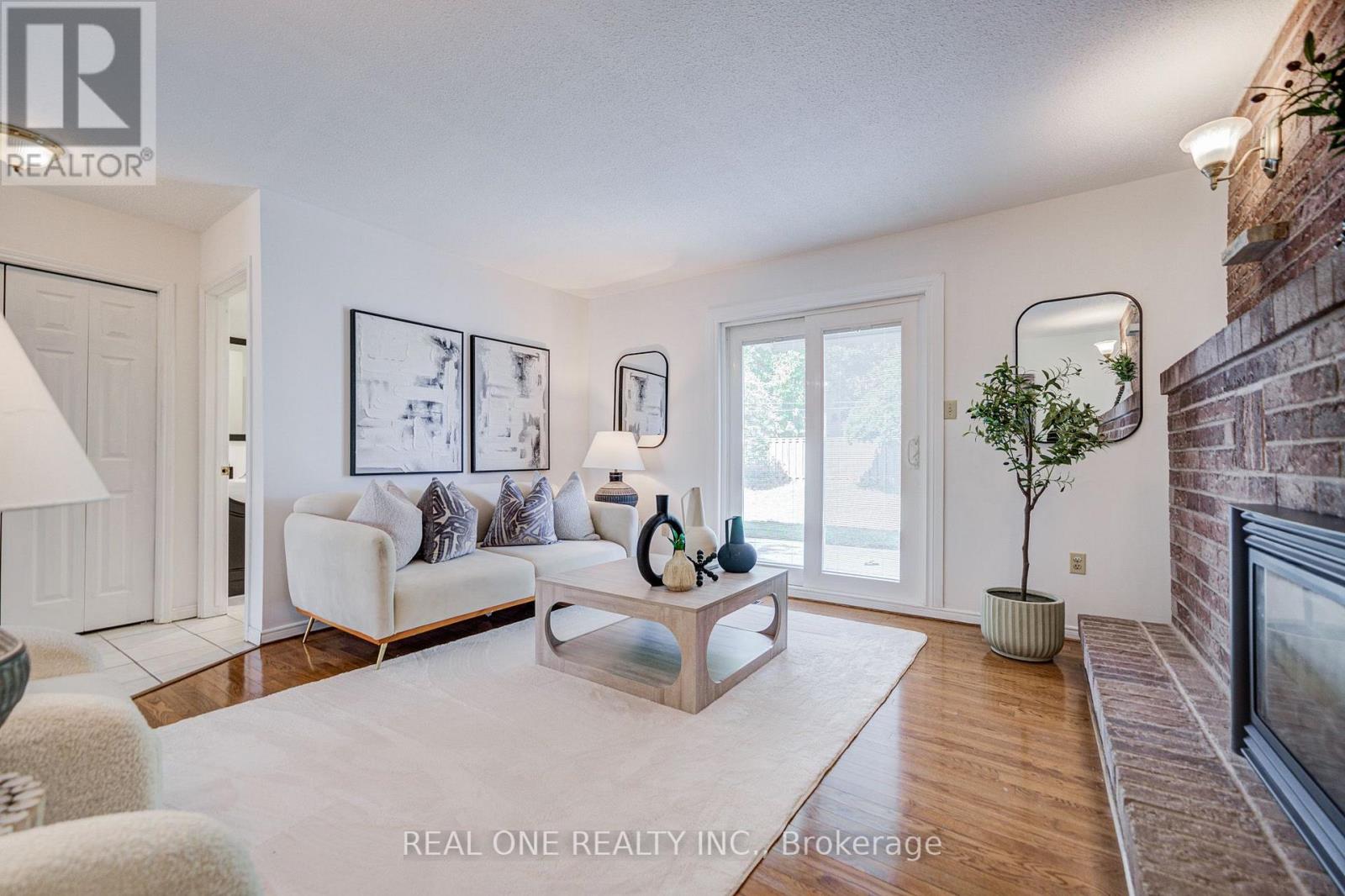 232 CLIFTON DOWNS ROAD - 19