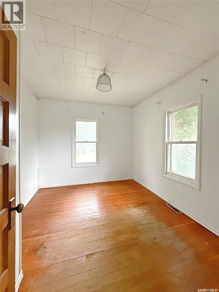 172 4th STREET E - 10