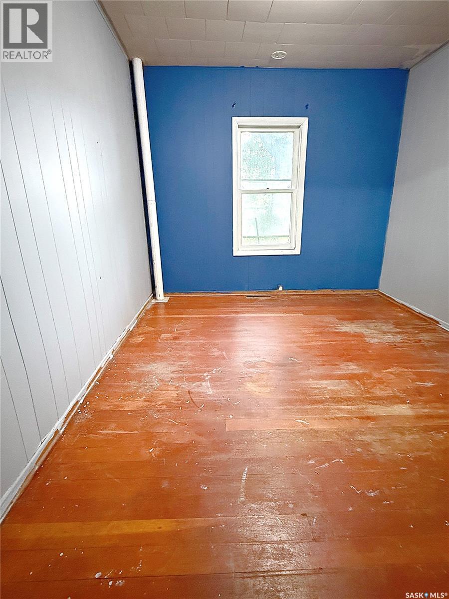 172 4th STREET E - 15