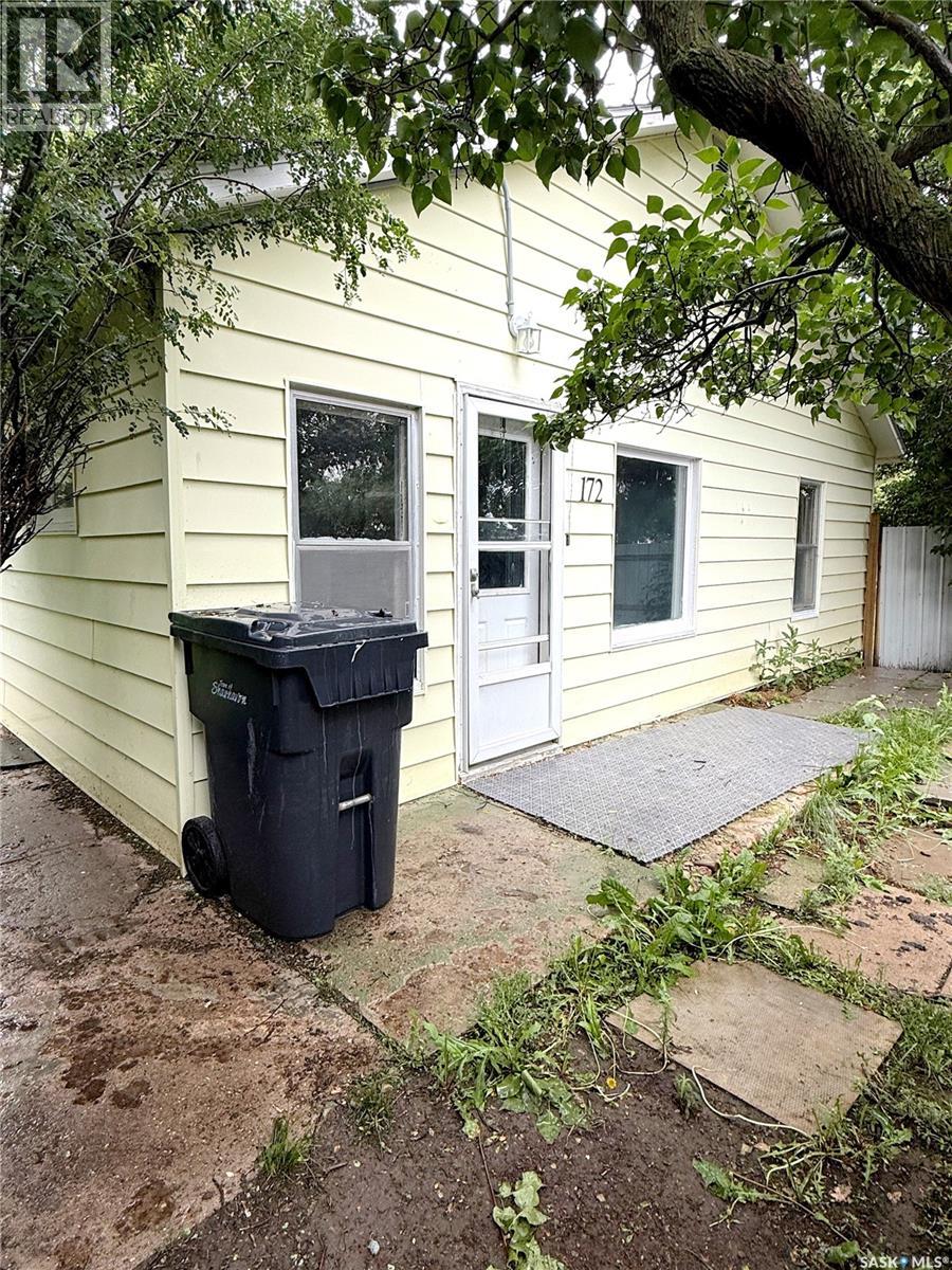 172 4th STREET E - 2