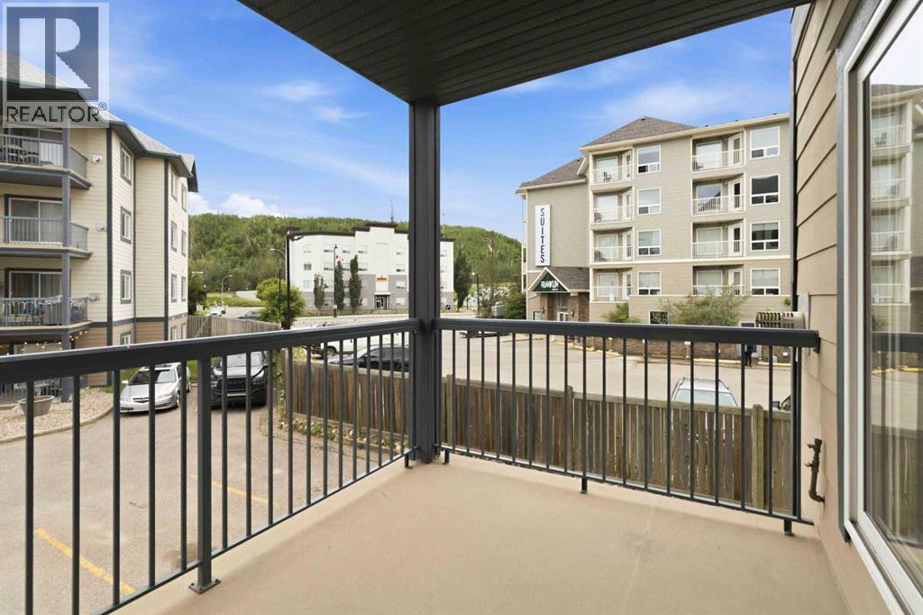 #225 200 Richard Street - 23