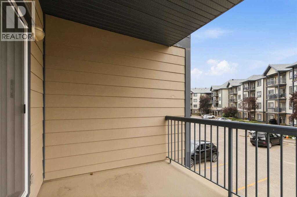 #225 200 Richard Street - 24