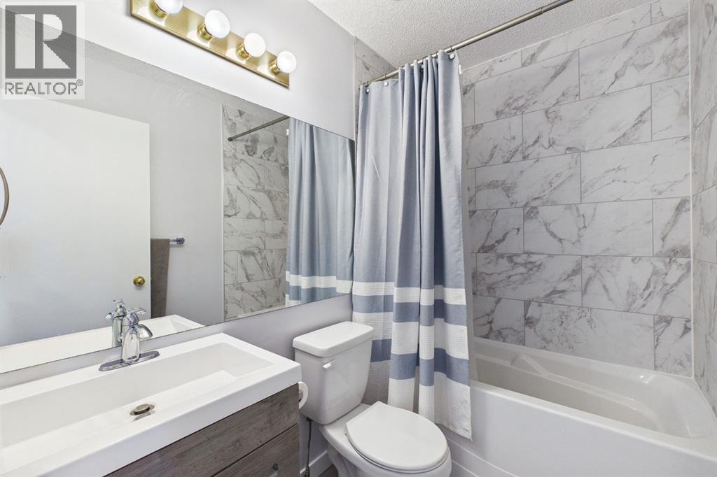 331 Bridlewood Circle SW - 32