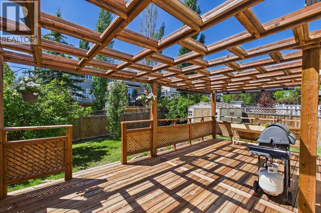 331 Bridlewood Circle SW - 3
