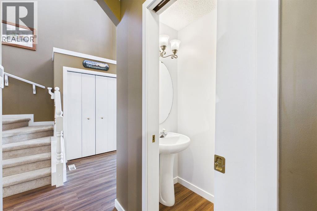 331 Bridlewood Circle SW - 18