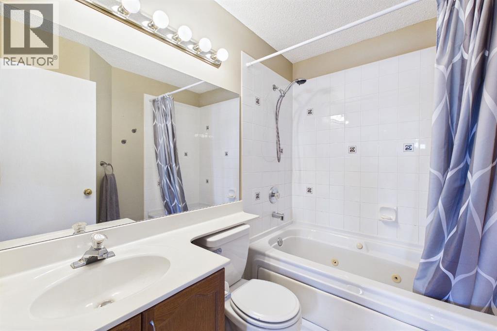 331 Bridlewood Circle SW - 26