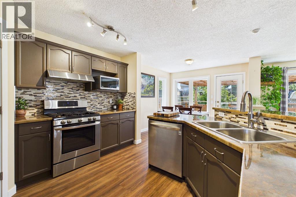 331 Bridlewood Circle SW - 6