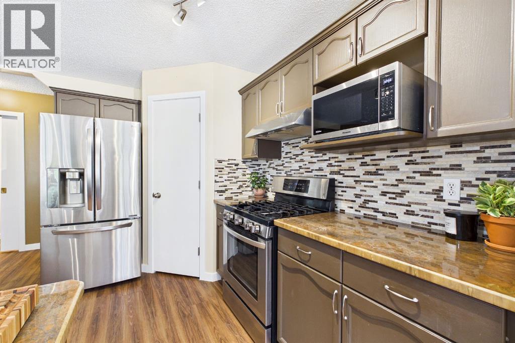 331 Bridlewood Circle SW - 14