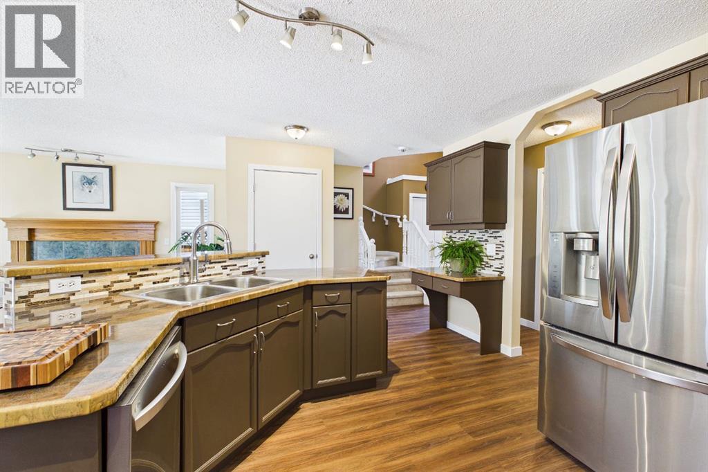 331 Bridlewood Circle SW - 16