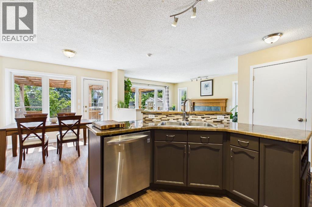 331 Bridlewood Circle SW - 15