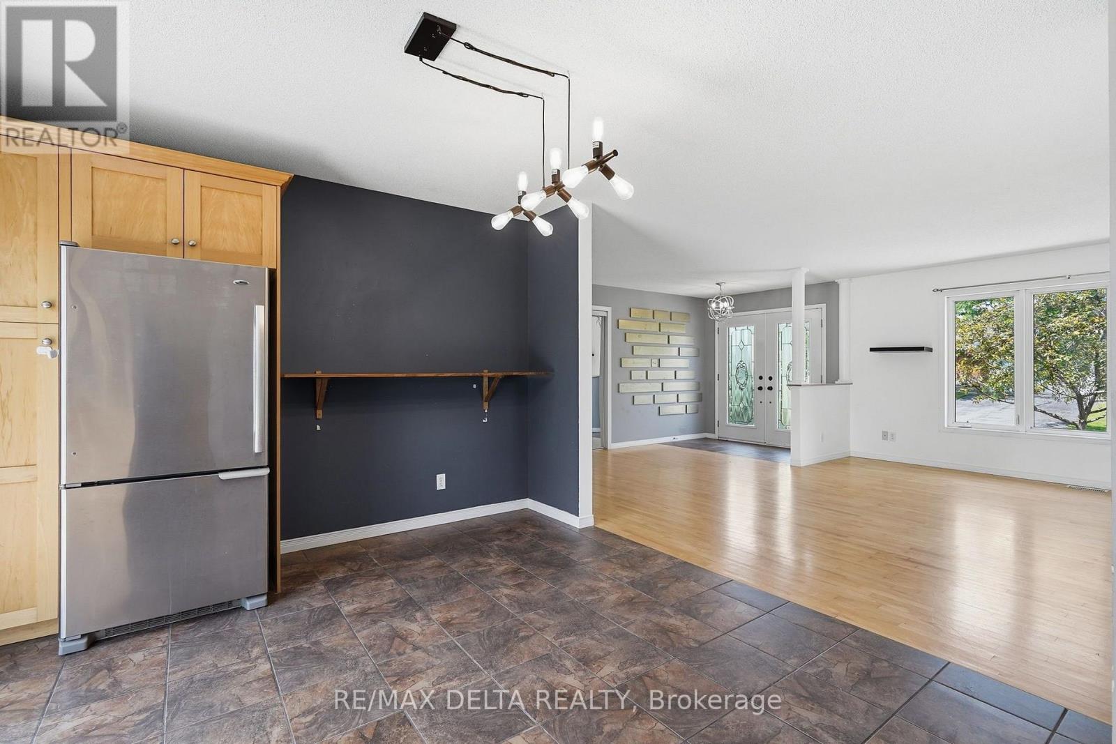 687 STE-MARIE STREET - 13