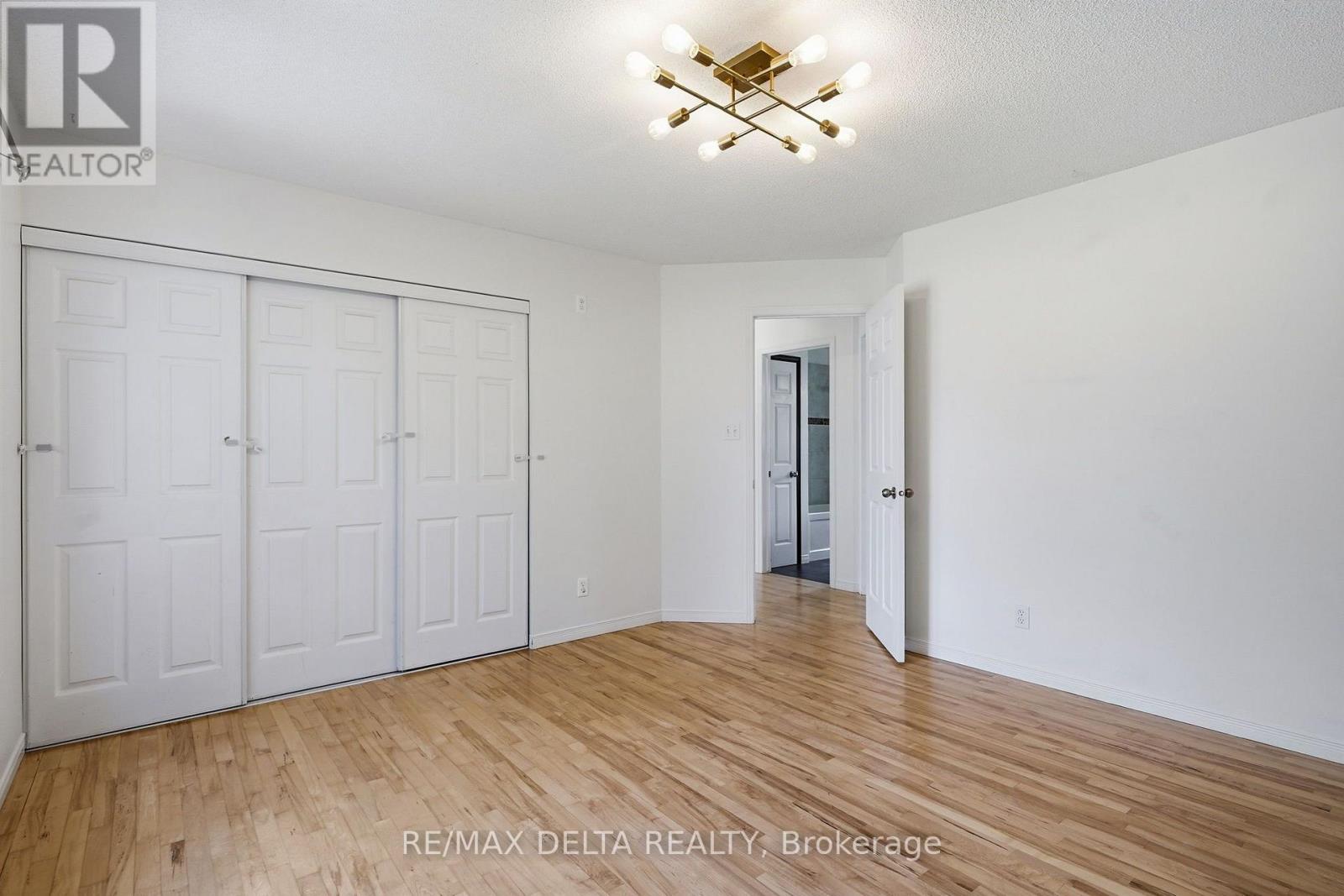 687 STE-MARIE STREET - 19