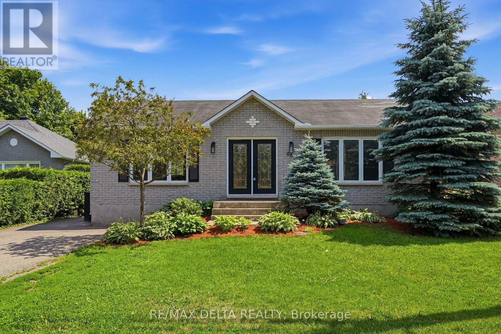 687 STE-MARIE STREET - 2