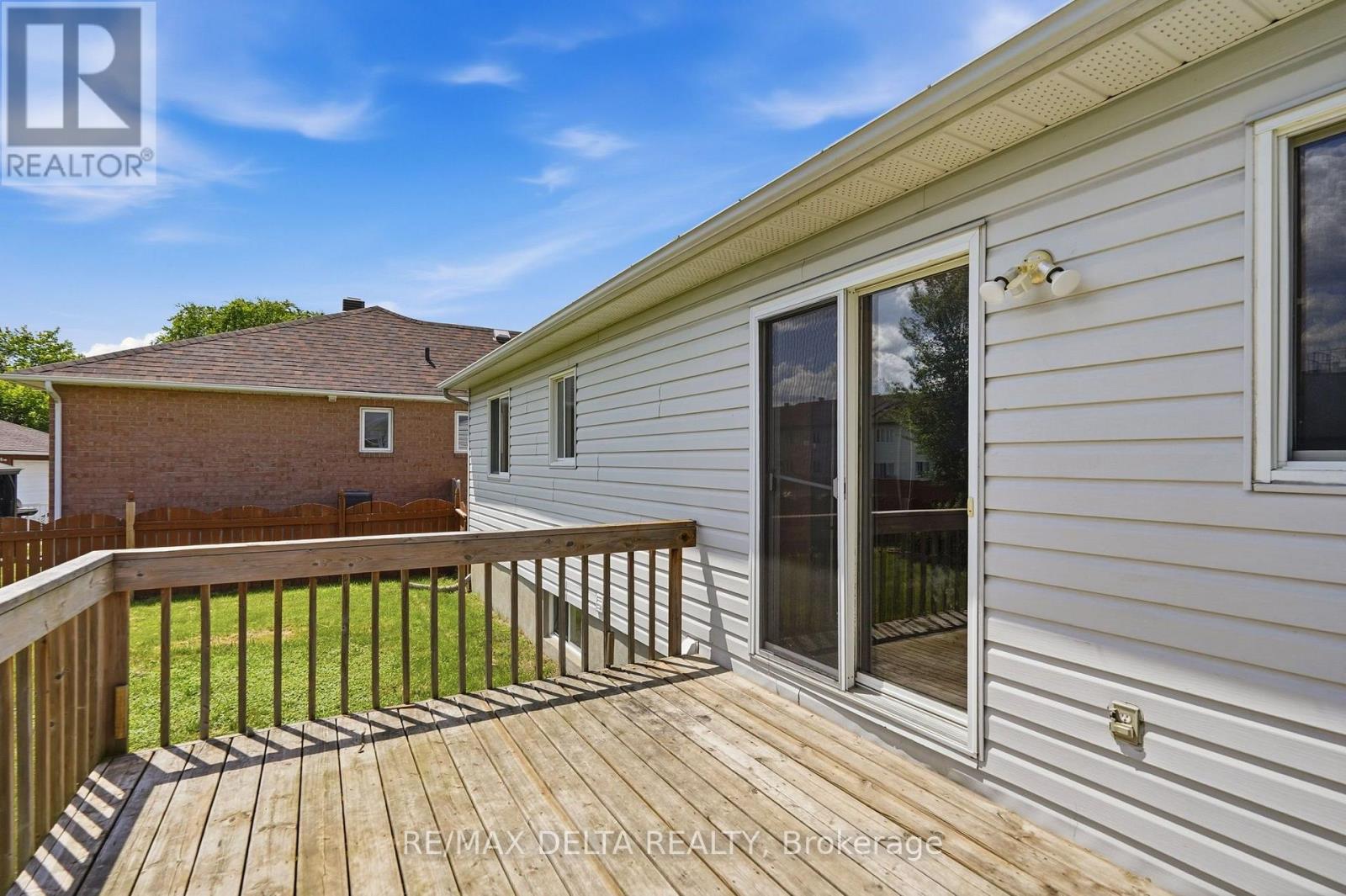 687 STE-MARIE STREET - 29