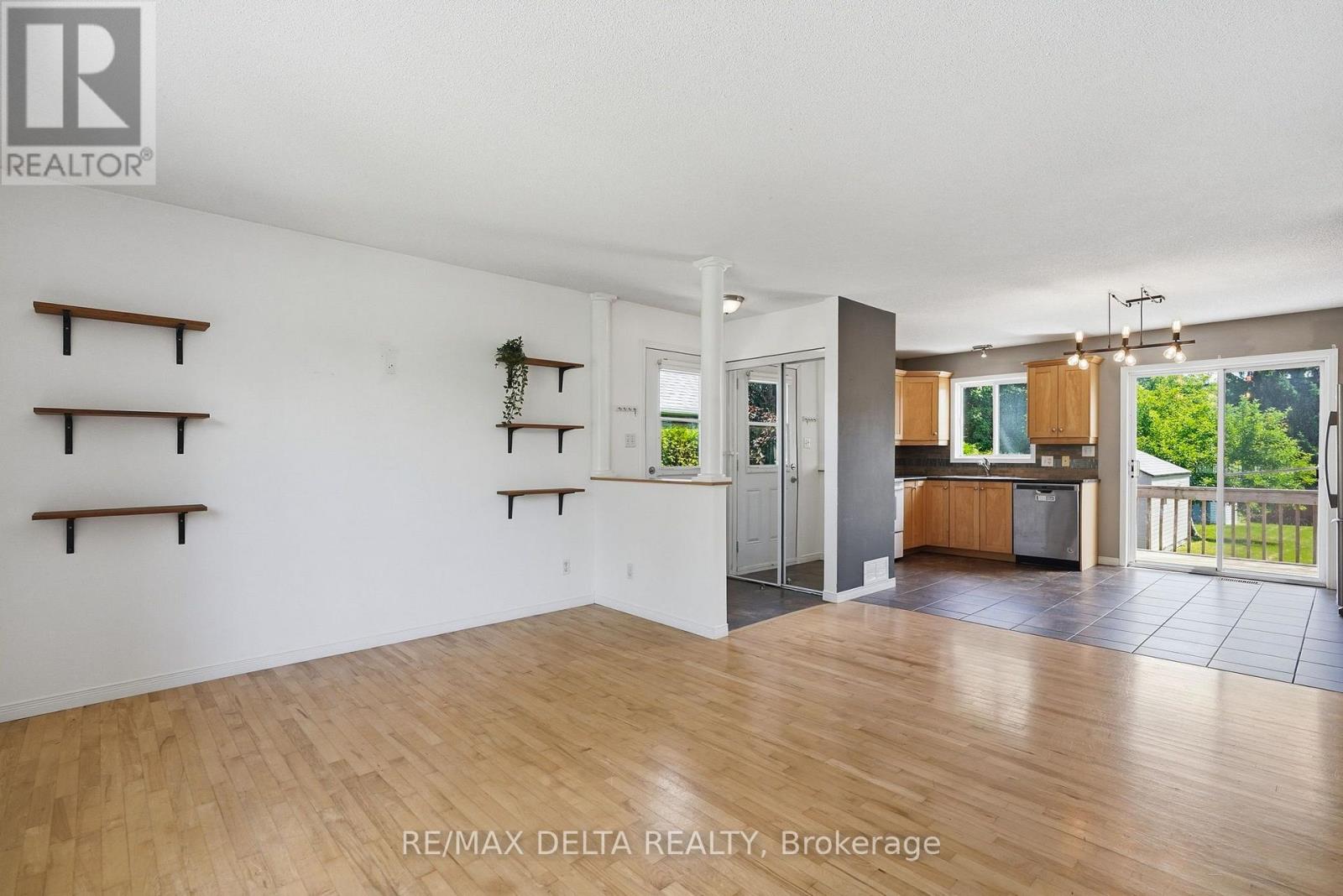 687 STE-MARIE STREET - 8