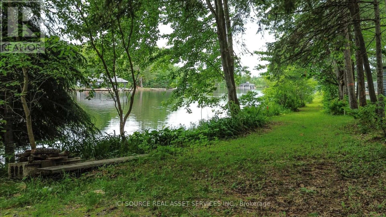 #UNIT 5 1218 MILFORD BAY ROAD - 9