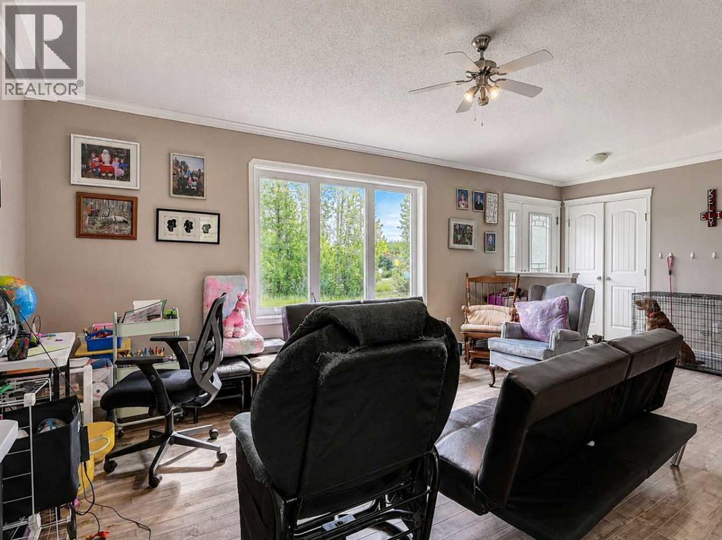 745002 Range Road 55 - 11