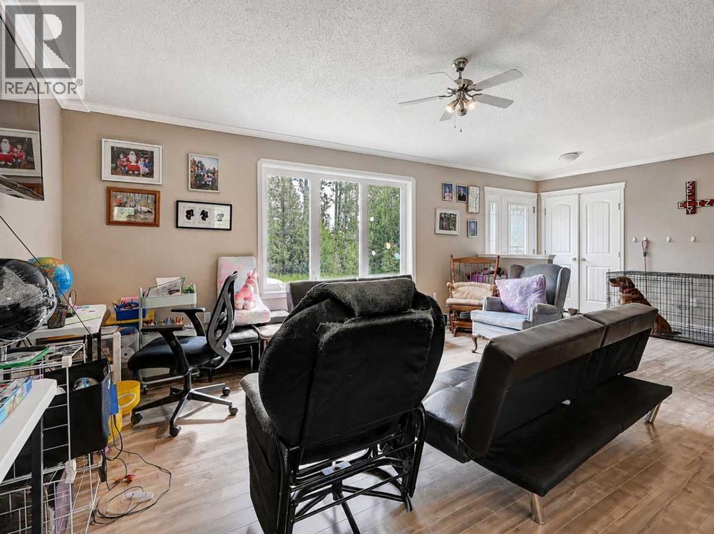 745002 Range Road 55 - 8