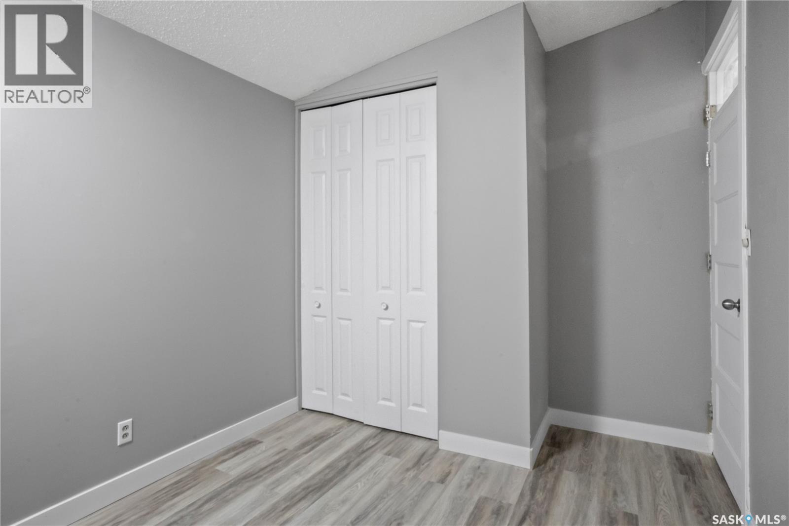 2905 GRANT ROAD - 24