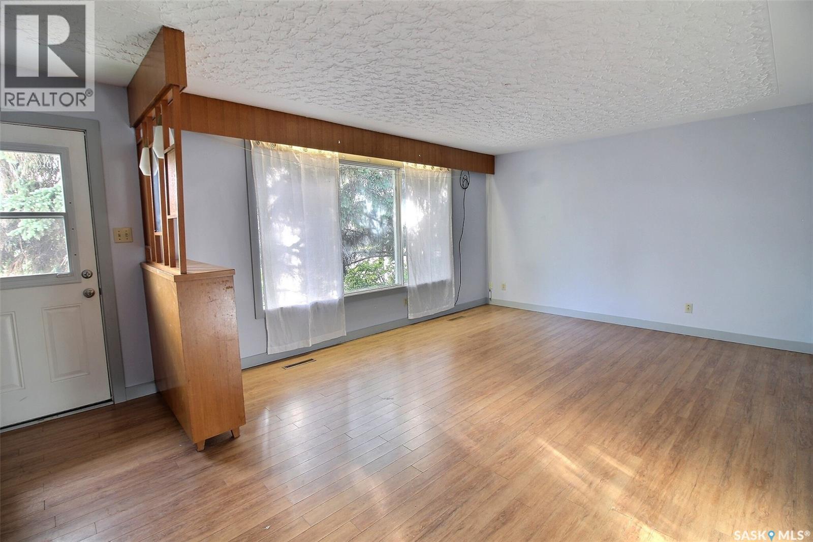 2800 1st AVENUE E - 11