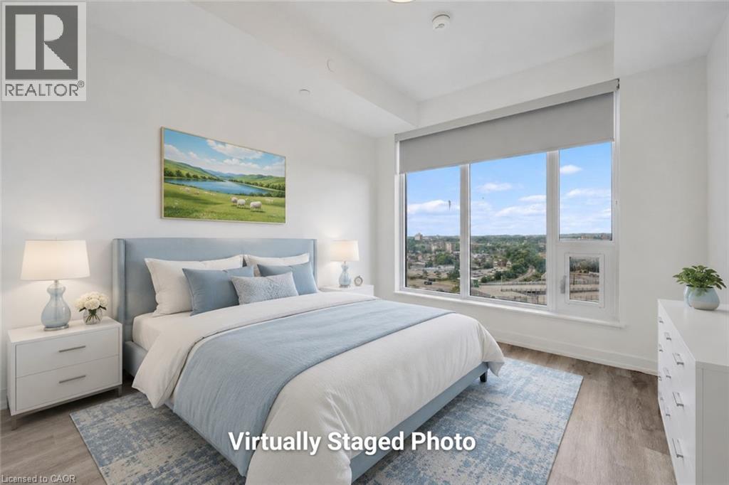 #1007 15 WELLINGTON Street S - 16