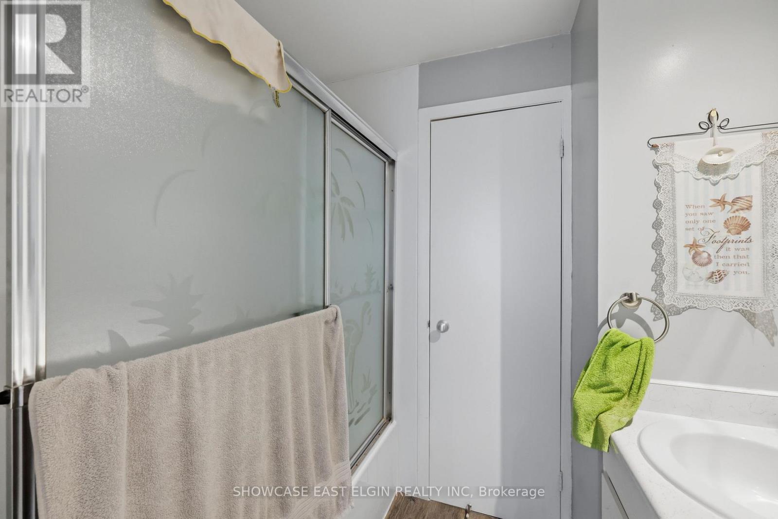 10 PIERCE STREET - 16