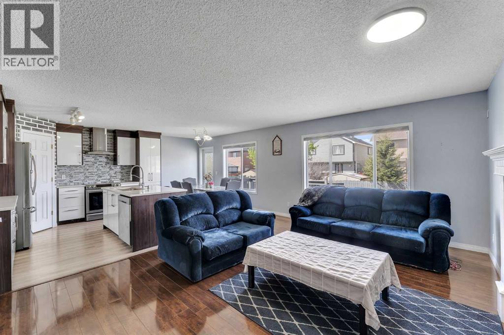 153 Saddlemead Road NE - 7