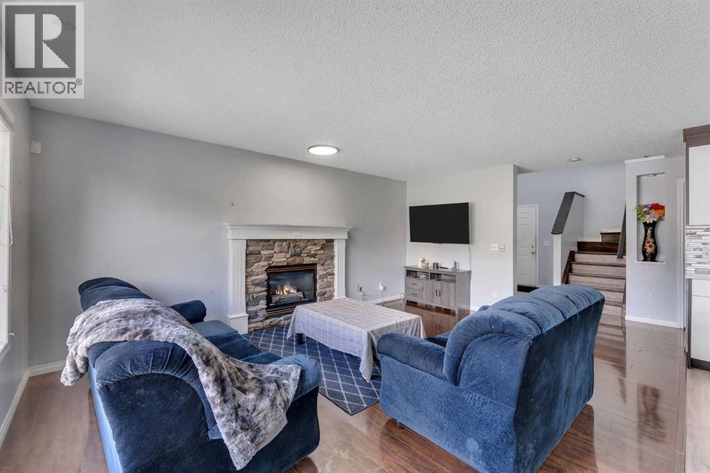153 Saddlemead Road NE - 5