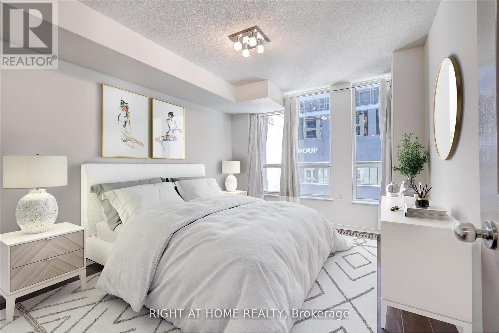 #507 388 BLOOR STREET E - 14