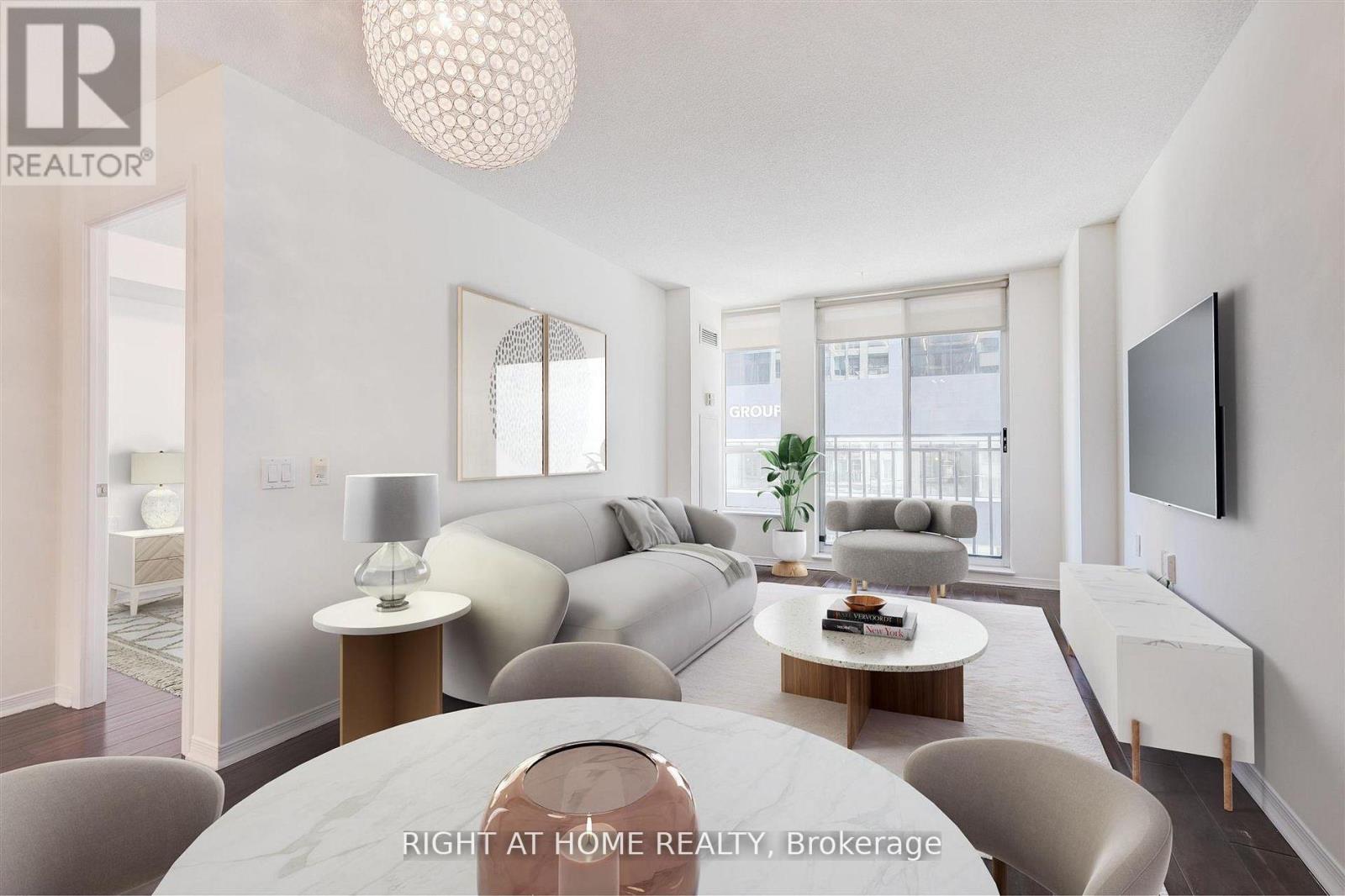 #507 388 BLOOR STREET E - 15