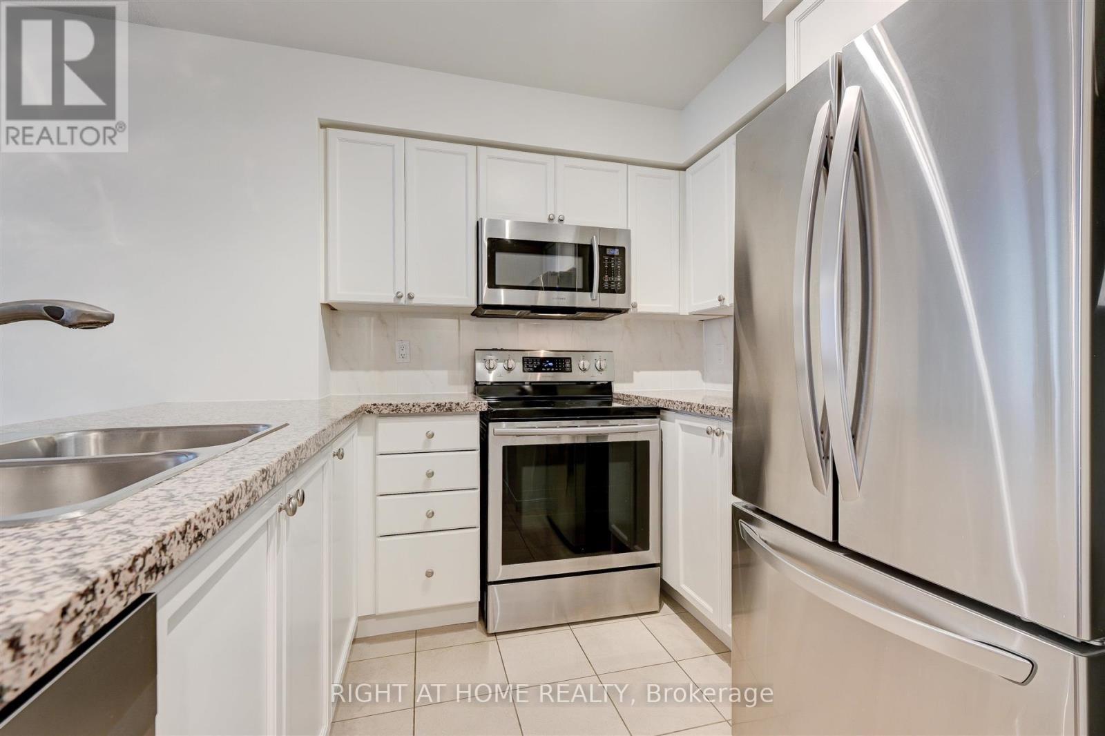 #507 388 BLOOR STREET E - 2