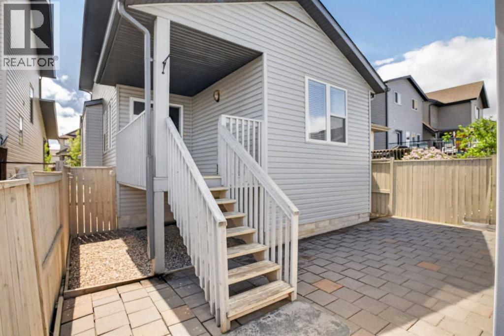 116 Panora Close NW - 19