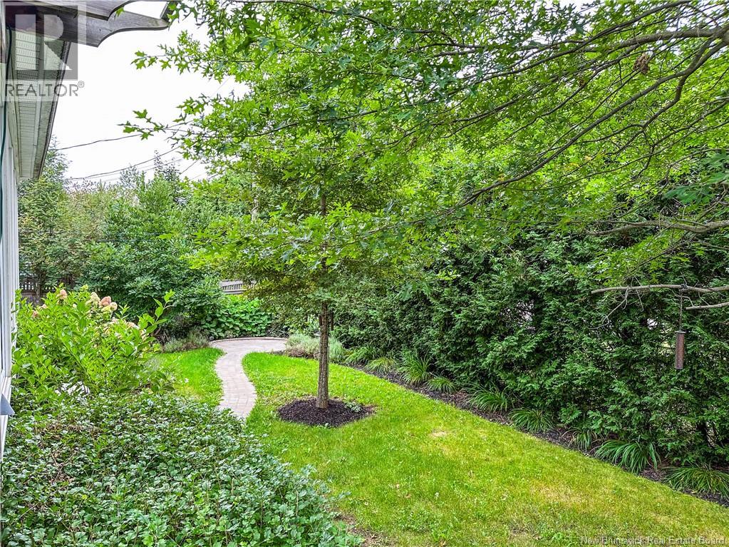 88 Foxwood Drive - 41