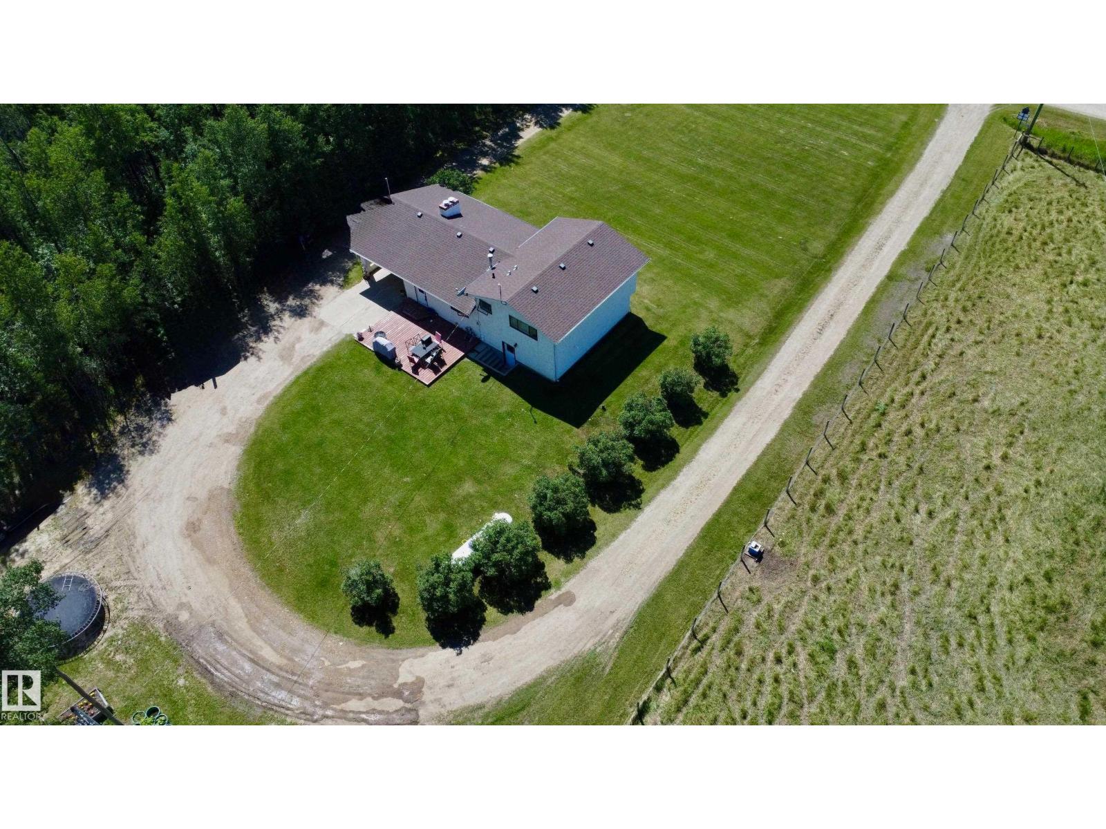 54207 RGE ROAD 52 - 5