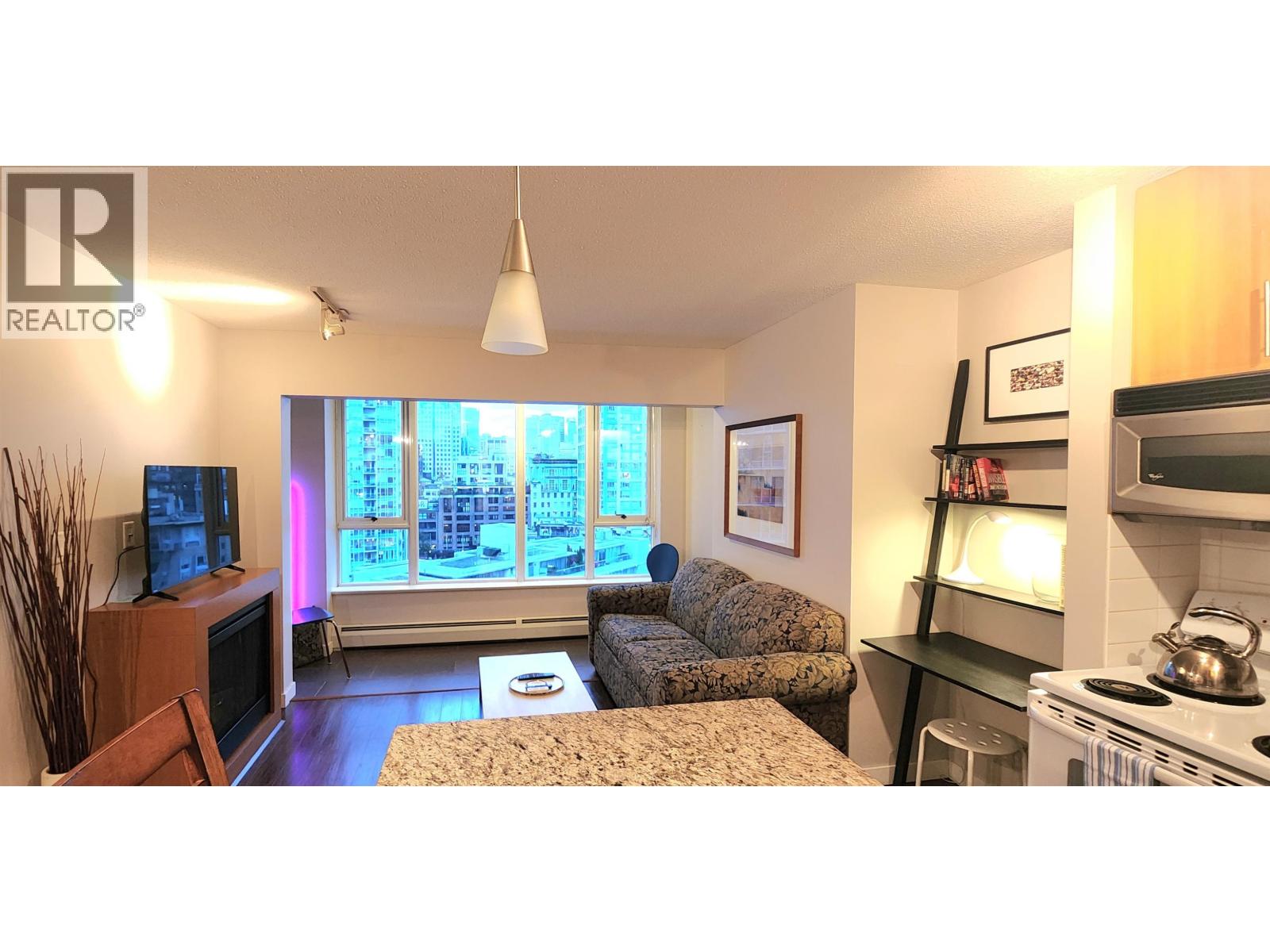 2 Bed, 1 Bath House for Rent in Vancouver – 1607 688 ABBOTT STREET, Vancouver – MLS# R3144312 - Image 4