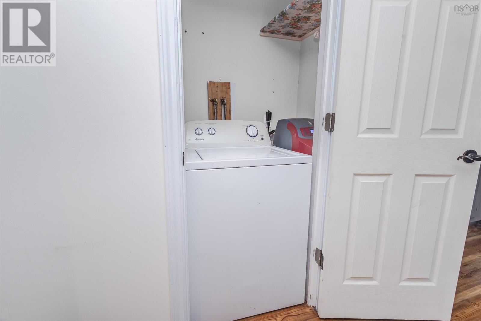 #30 Thomas Avenue Sydney NS - 14