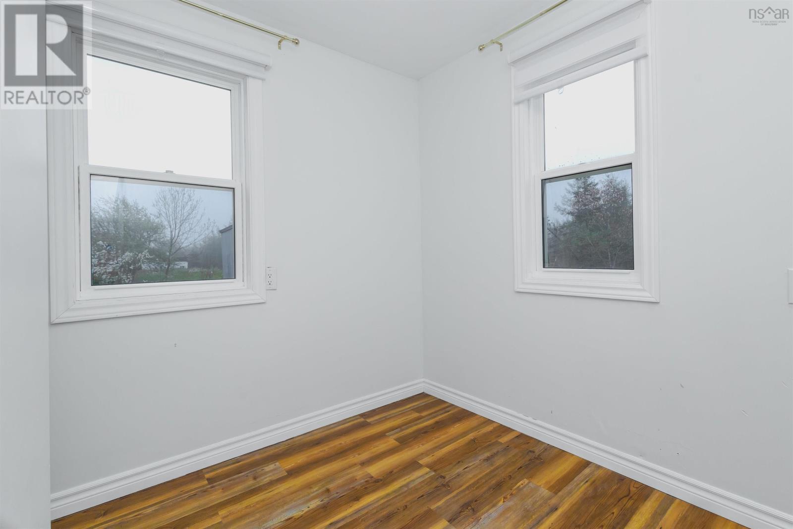 #30 Thomas Avenue Sydney NS - 24