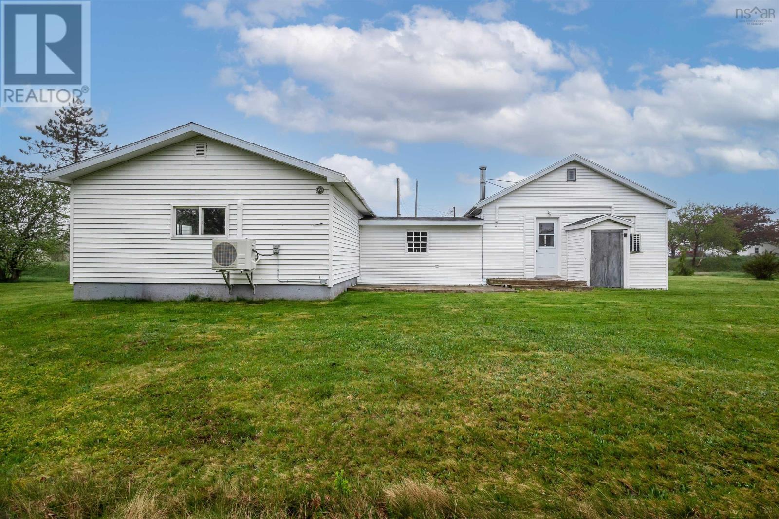 #30 Thomas Avenue Sydney NS - 7