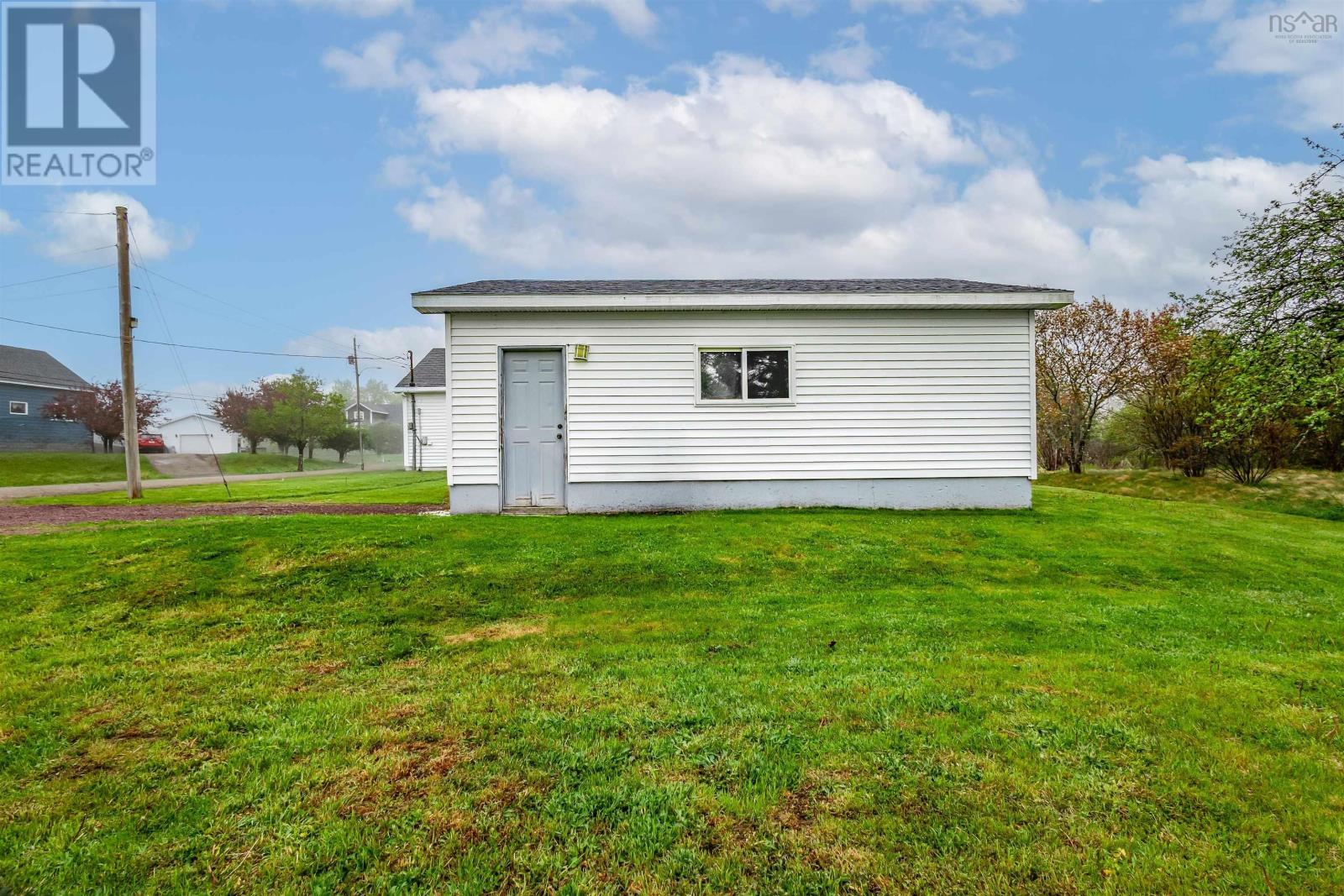#30 Thomas Avenue Sydney NS - 4