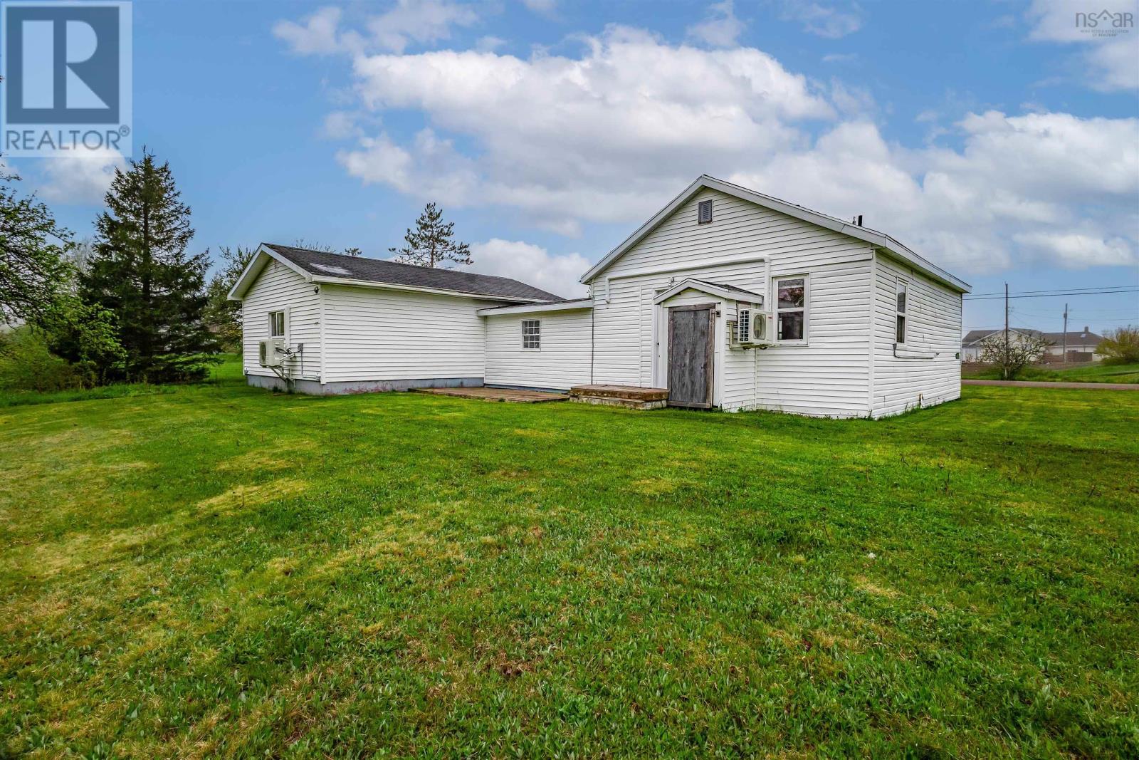 #30 Thomas Avenue Sydney NS - 8