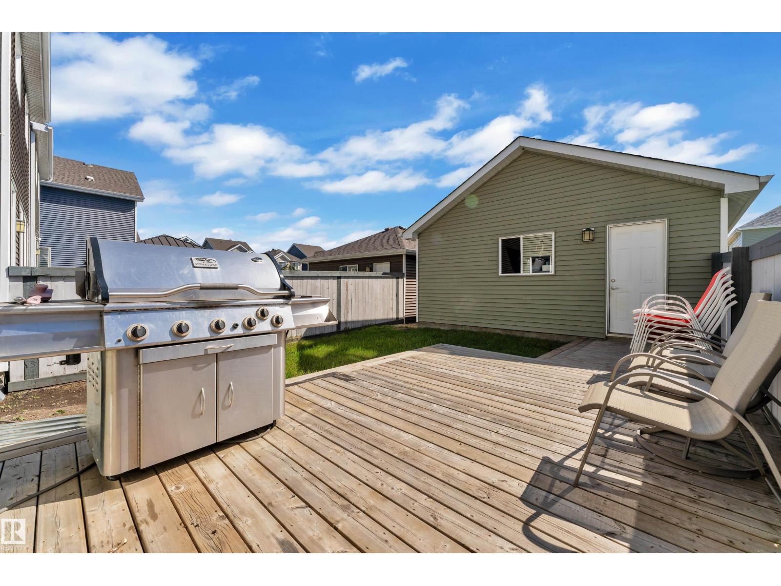 2315 70 ST SW SW - 31