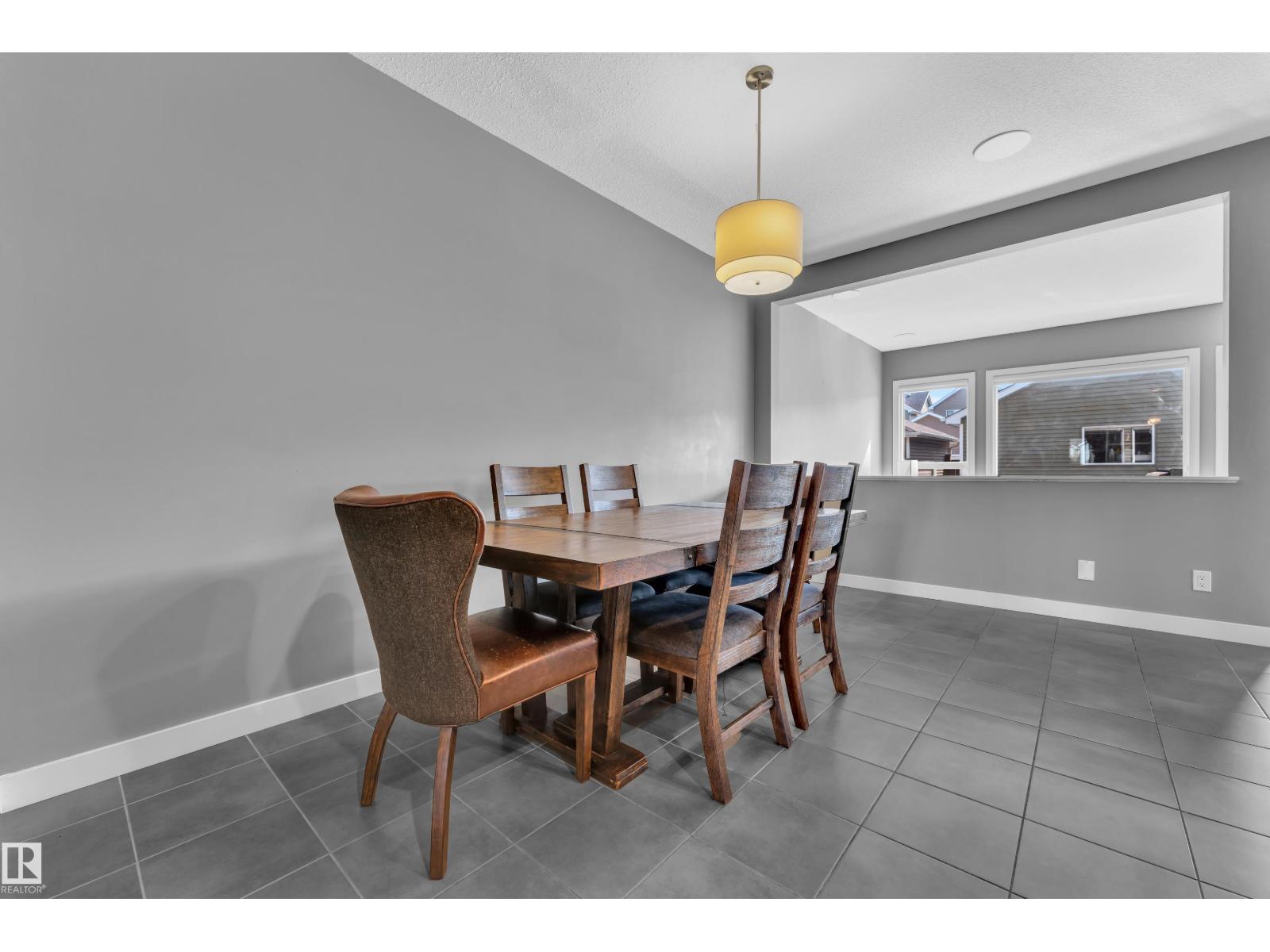 2315 70 ST SW SW - 14