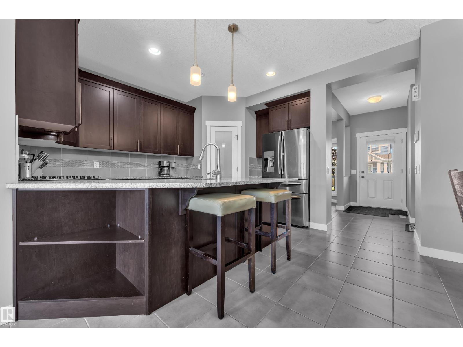 2315 70 ST SW SW - 11