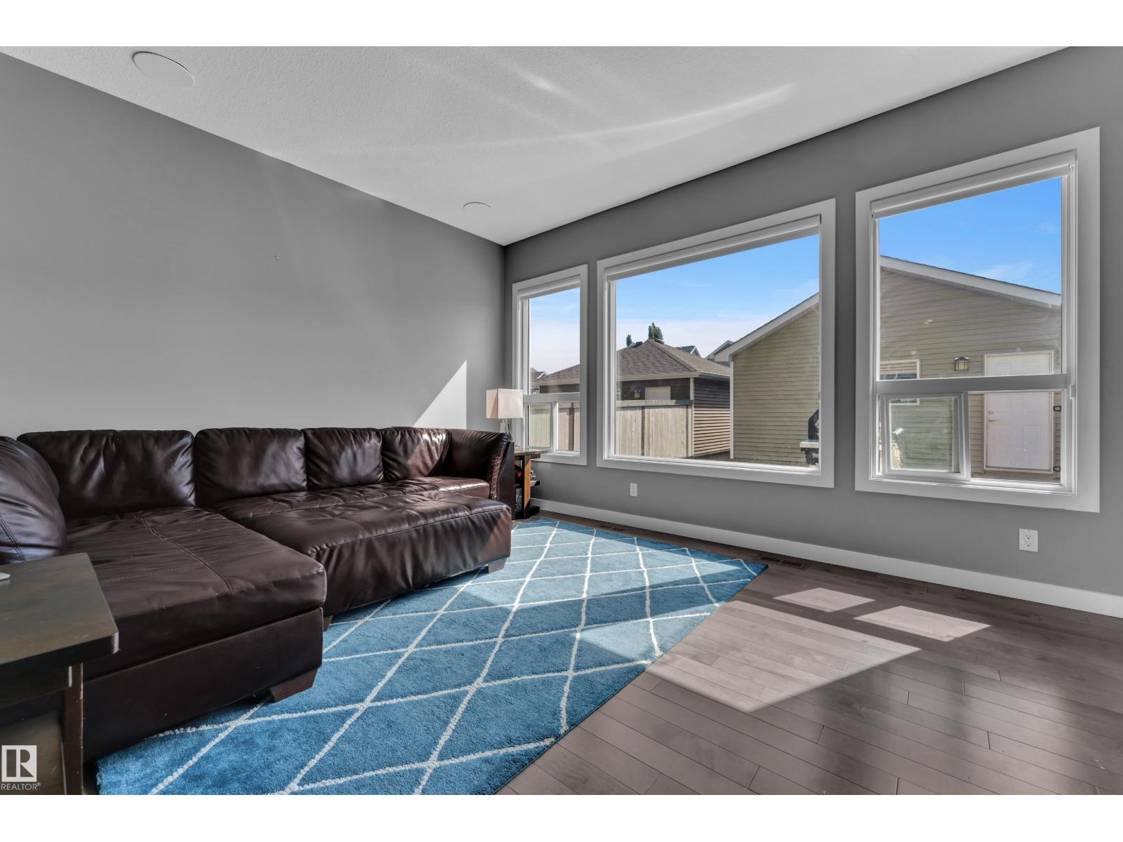 2315 70 ST SW SW - 16