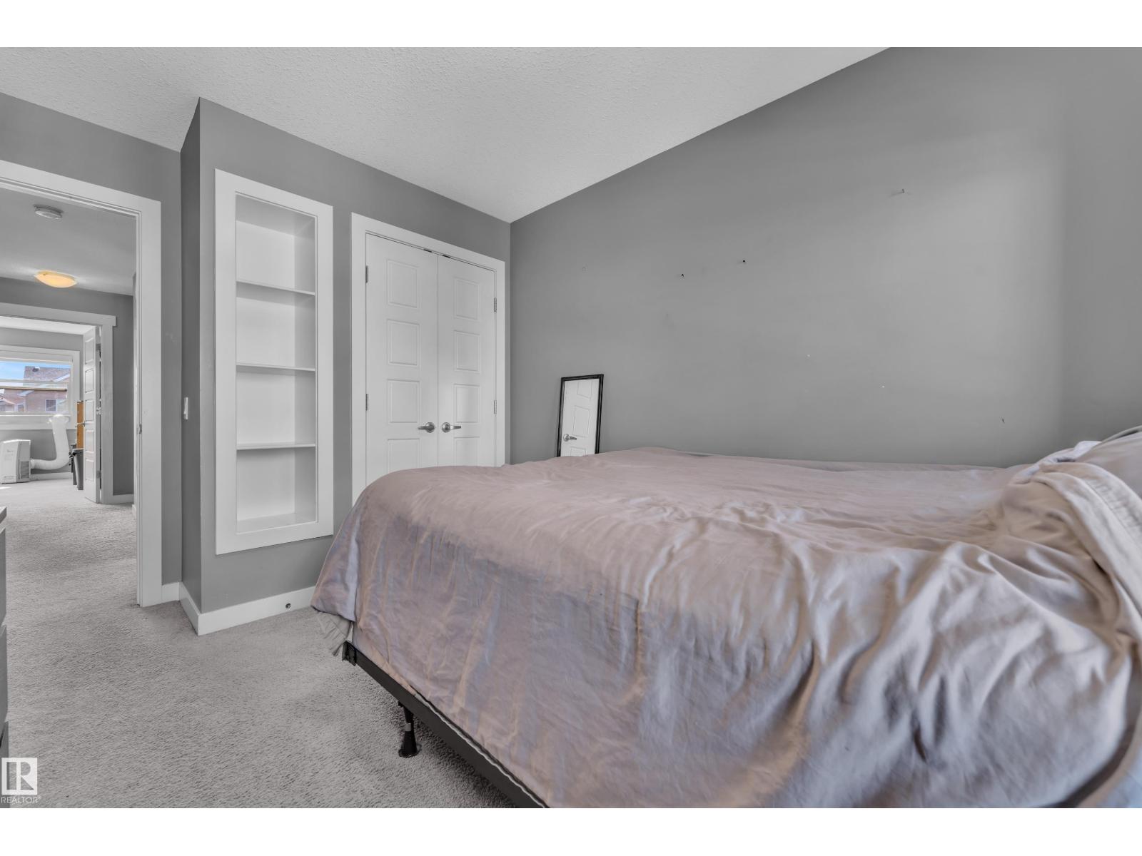 2315 70 ST SW SW - 21