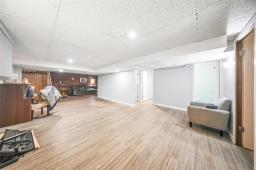 95 Radcliffe Road, Winnipeg, MB R3T3H2 Photo 23